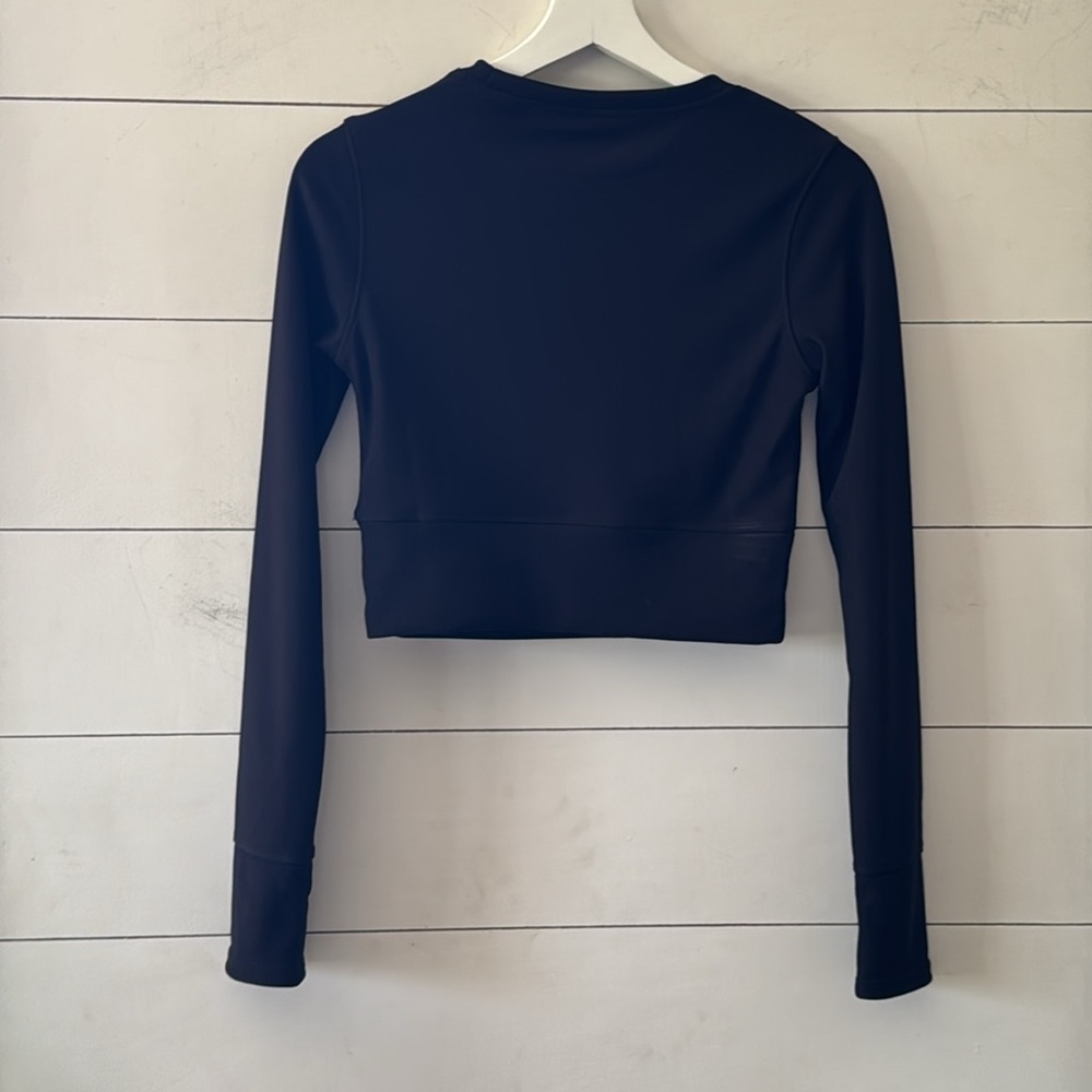 move theology contour ls long sleeve crop top size small - Picture 6 of 8